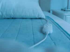noleggio letto da degenza elettrico
