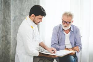 terapia del linguaggio post ictus foto